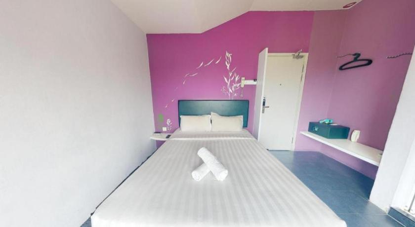 Hotel Zamburger Bliss Johor Bahru Eksteriør bilde